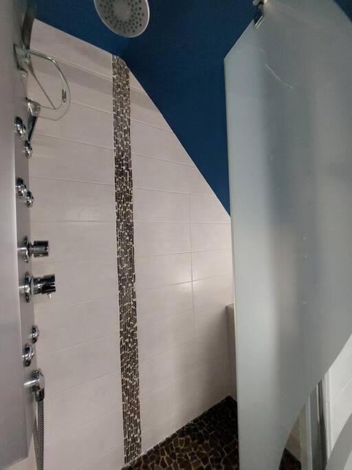 Bel Appartement 50 M2 Aux Portes De Strasbourg De 1 A 5 Personnes Chez Particuliers Avec 2 Sdb Coin Cuisine-Repas Et Kitchinette Prix Negociable Pour 1 Personne 벤덴하임 외부 사진